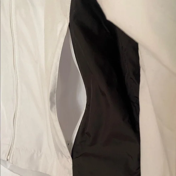 FootJoy Women’s Full Zip Windshirt Quail Hollow - Picture 4 of 7